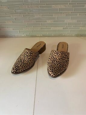 Just Fab Women’s Leopard Print Slip-On Mules